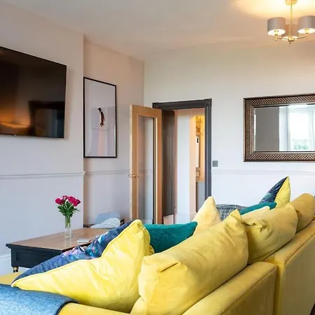 Stylish Beachfront Bolthole With Stunning Sea Views And Luxury Touches Herne Bay Exterior photo