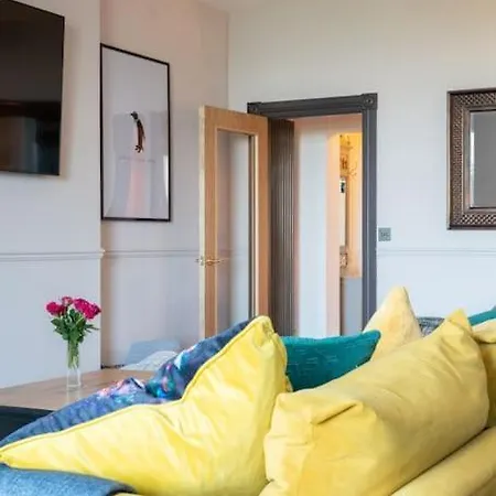 Stylish Beachfront Bolthole With Stunning Sea Views And Luxury Touches Herne Bay Exterior photo