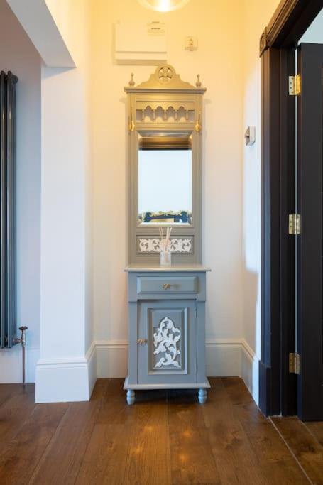 Apartment Stylish Beachfront Bolthole With Stunning Sea Views And Luxury Touches Herne Bay