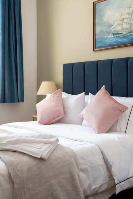 Apartment Stylish Beachfront Bolthole With Stunning Sea Views And Luxury Touches Herne Bay